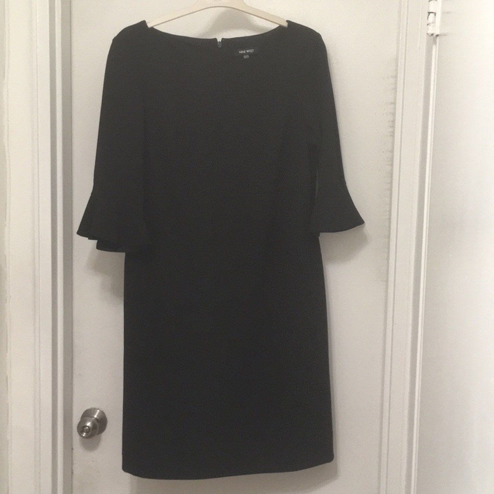 Bell sleeve dress